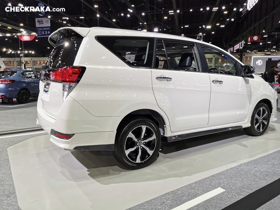 รูปภาพ โตโยต้า Toyota Innova 2.8 Crysta Premium ปี 2020