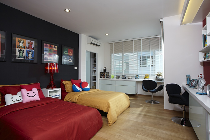 รูปภาพ เนอวานา บียอนด์ พระราม 9 - รามคำแหง (Nirvana Beyond Rama 9-Ramkhamhaeng)