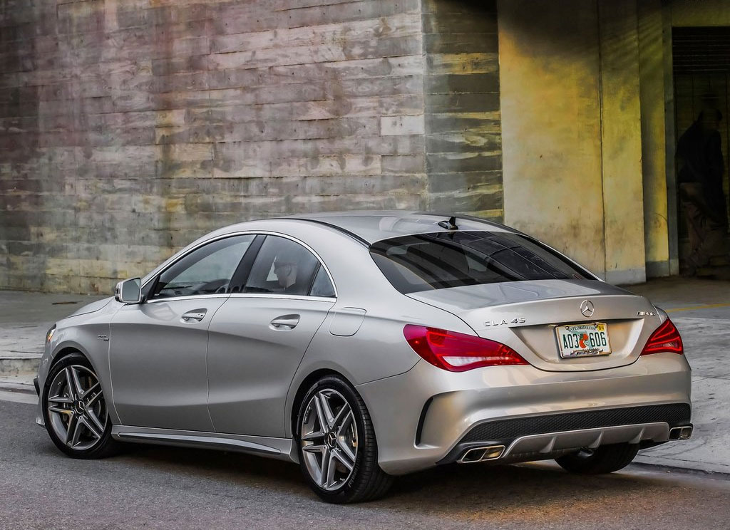รูปภาพ เมอร์เซเดส-เบนซ์ Mercedes-benz AMG CLA 45 AMG 4Matic ปี 2014