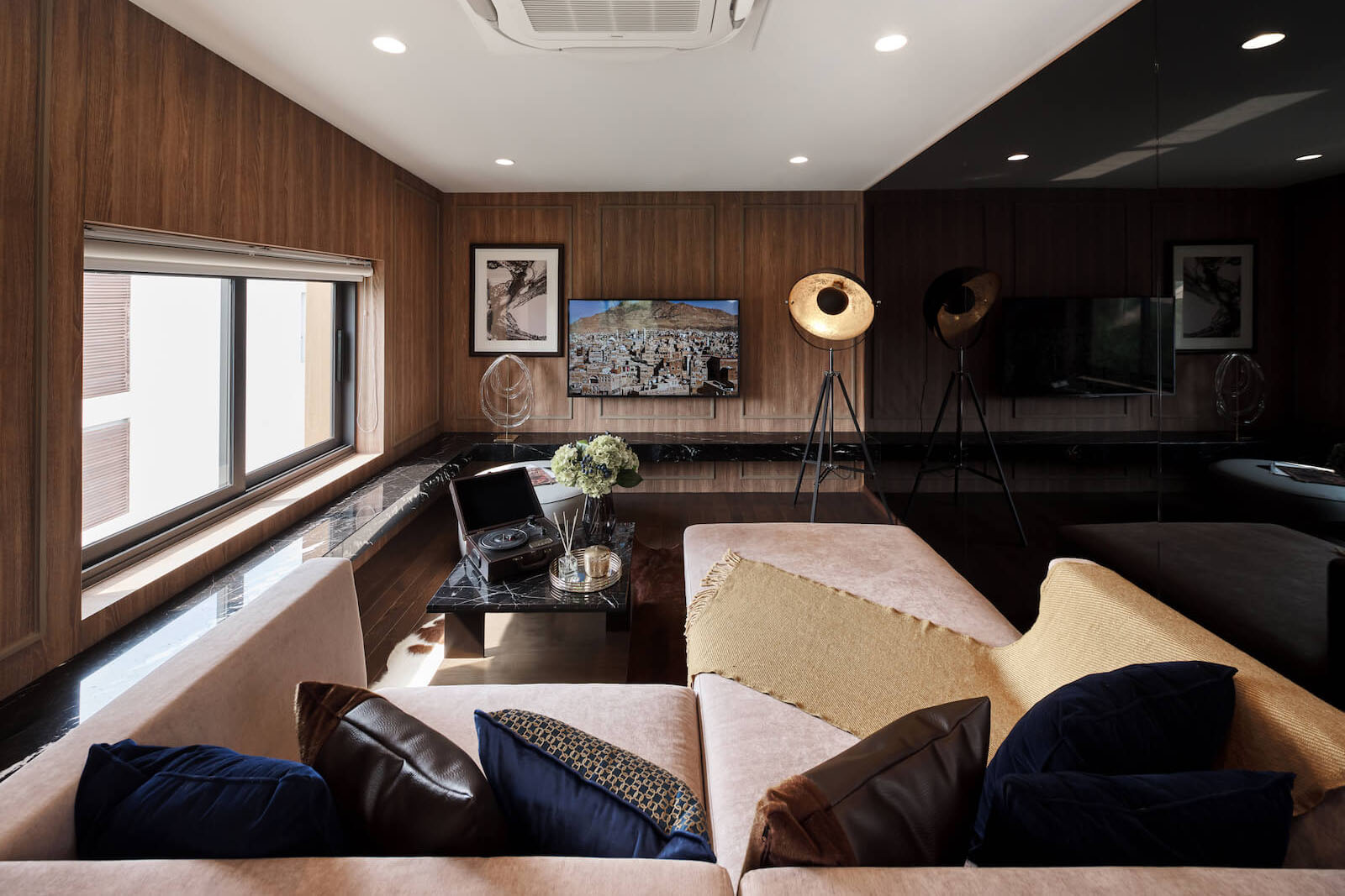 รูปภาพ แกลอเรีย 64 (Galeria 64)