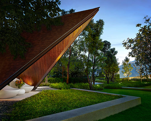 รูปภาพ เศรษฐสิริ กรุงเทพกรีฑา (Setthasiri Krungthep Kreetha)