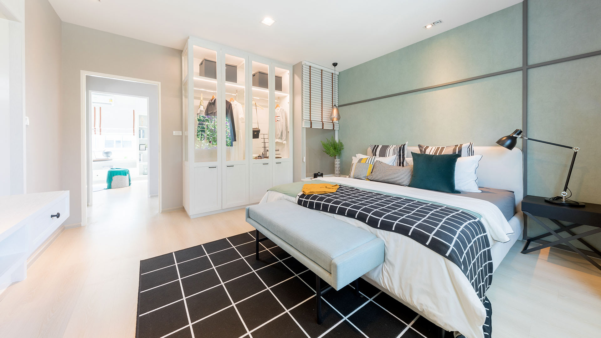 รูปภาพ อินดี้ เวสต์เกต (Indy Westgate)