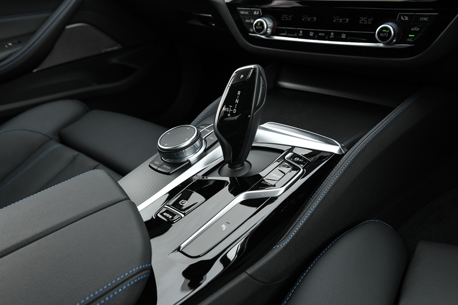 รูปภาพ บีเอ็มดับเบิลยู BMW Series 5 520d M Sport ปี 2021