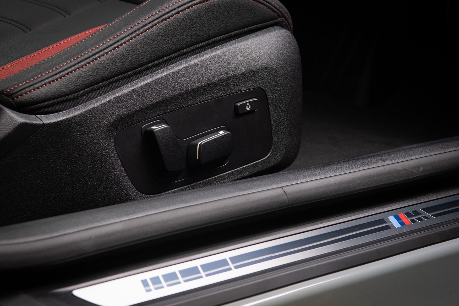 รูปภาพ บีเอ็มดับเบิลยู BMW Series 4 420i Coupe M Sport ปี 2025