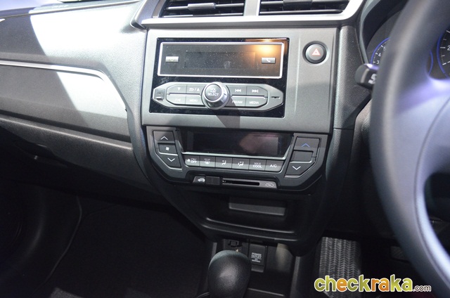 รูปภาพ ฮอนด้า Honda Mobilio S AT 5 Seat ปี 2017