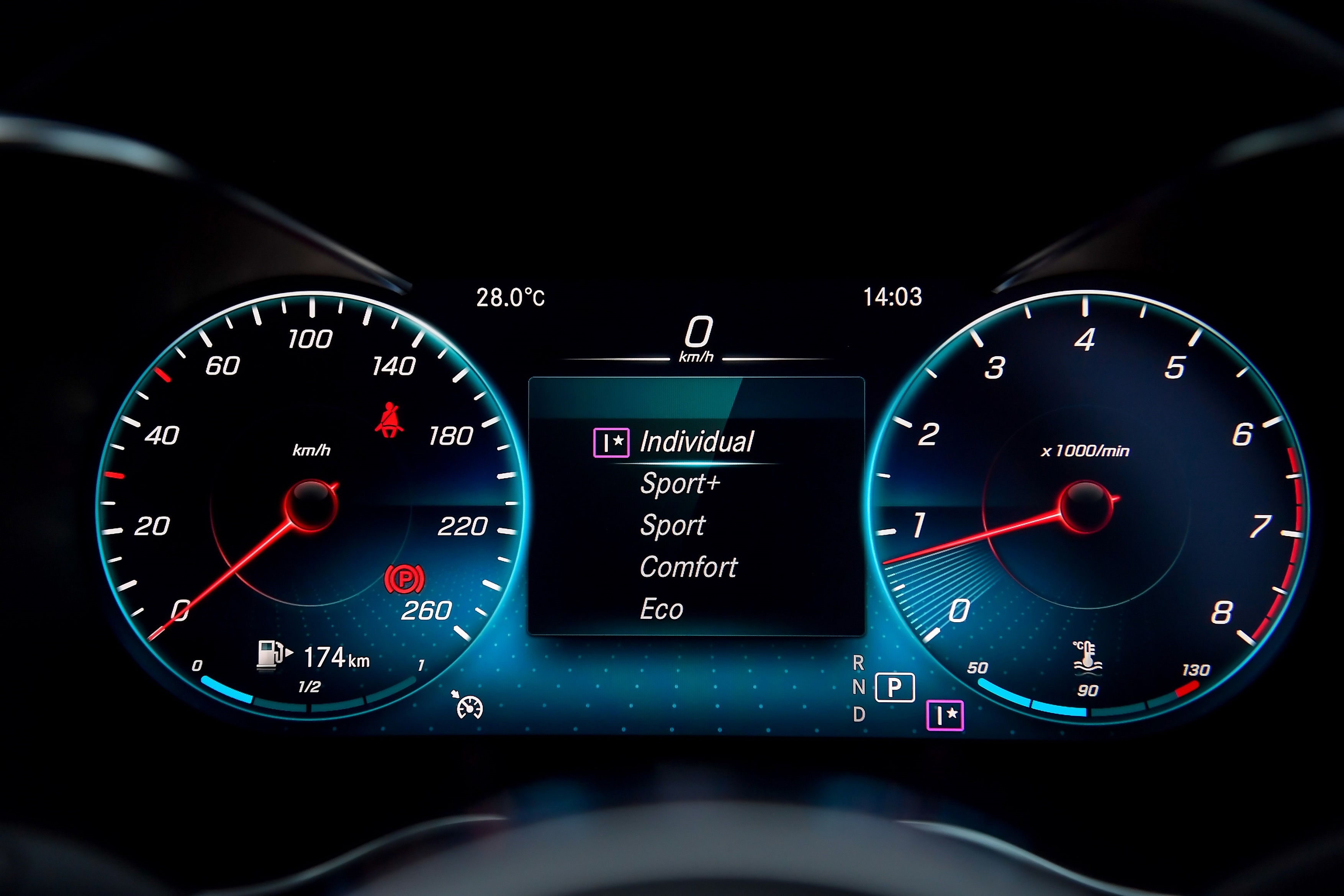 รูปภาพ เมอร์เซเดส-เบนซ์ Mercedes-benz C-Class C 200 Coupe AMG Dynamic ปี 2020