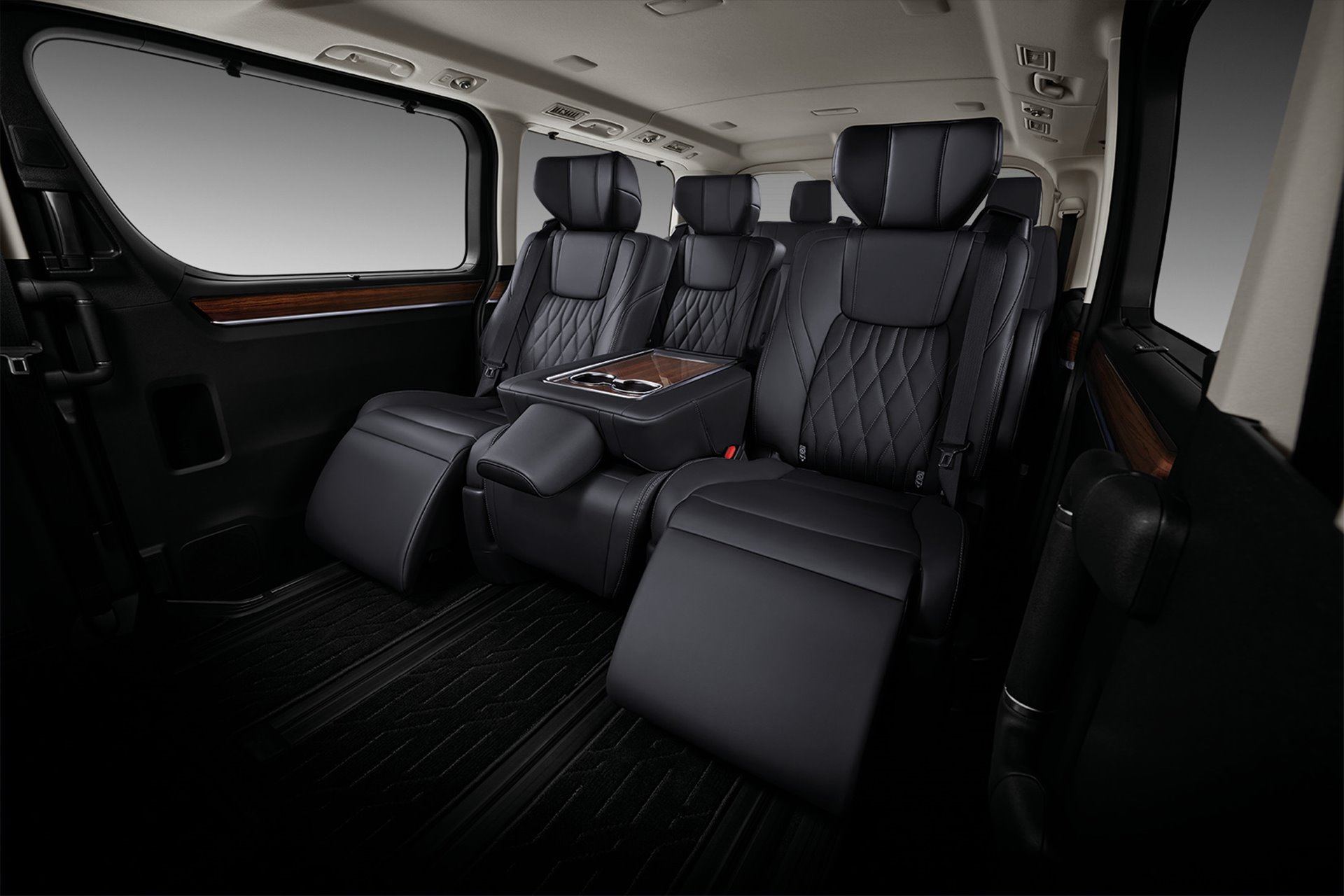 รูปภาพ โตโยต้า Toyota Majesty Grande ปี 2024