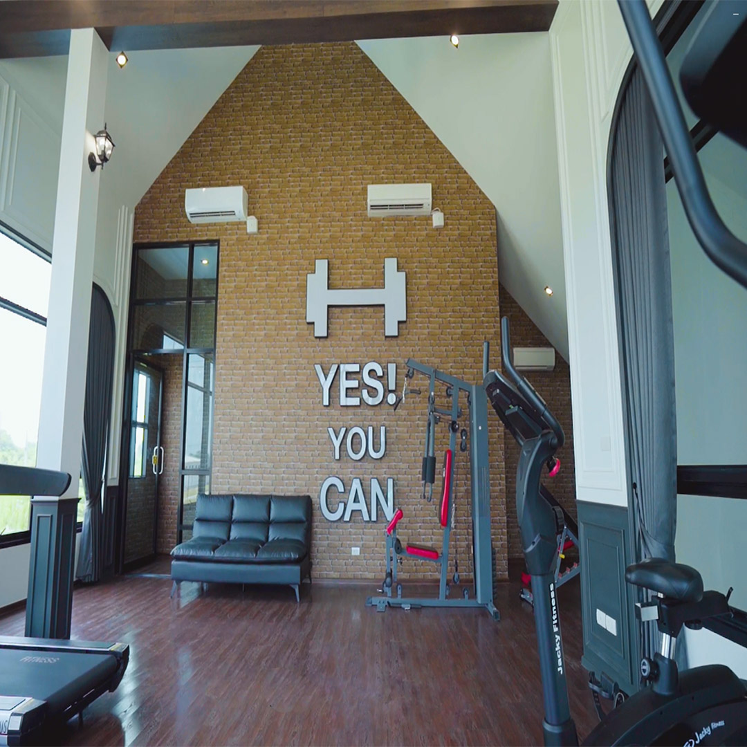 รูปภาพ ทรอฟี บ้านโพธิ์ (Trofy Baan Pho)