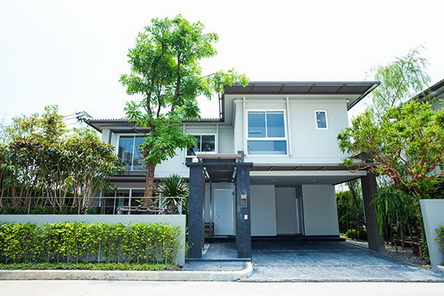 รูปภาพ บารานี พาร์ค ร่มเกล้า (Baranee Park Romklao)