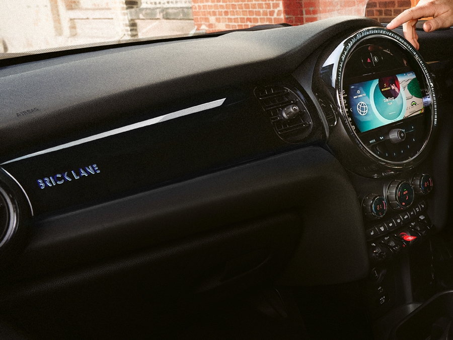 รูปภาพ มินิ Mini Hatch 3 Door Cooper S Brick Lane Edition ปี 2022