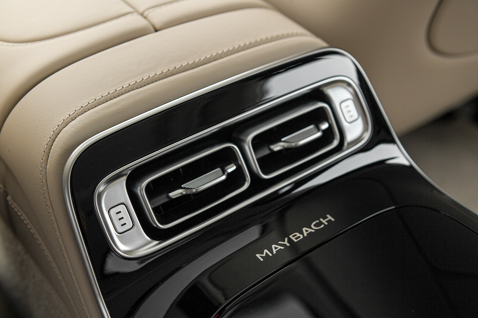 รูปภาพ เมอร์เซเดส-เบนซ์ Mercedes-benz Maybach S 580 e Premium ปี 2023