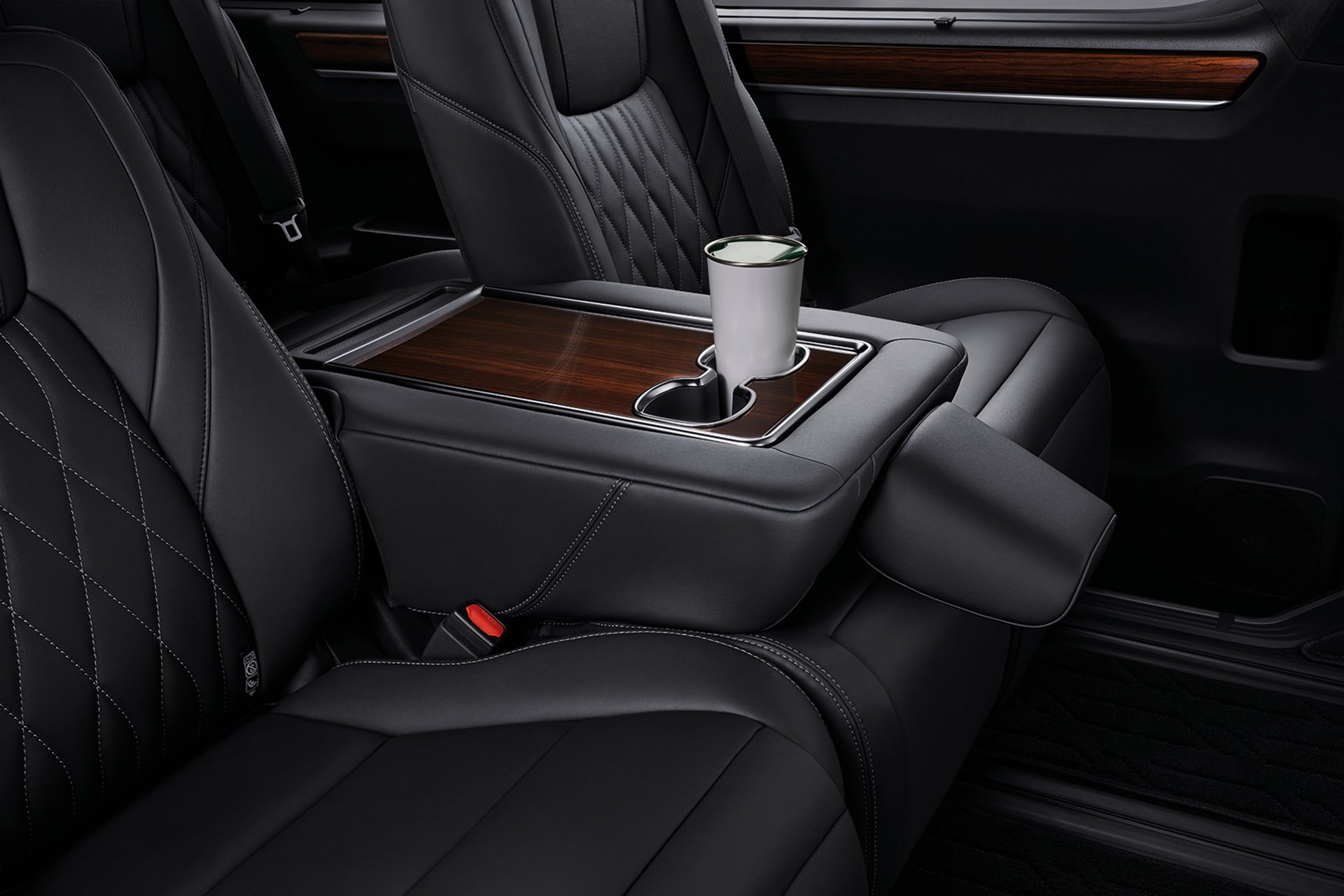 รูปภาพ โตโยต้า Toyota Majesty Grande ปี 2024