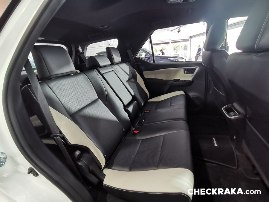 รูปภาพ โตโยต้า Toyota Fortuner 2.8 Legender 4WD AT ปี 2022