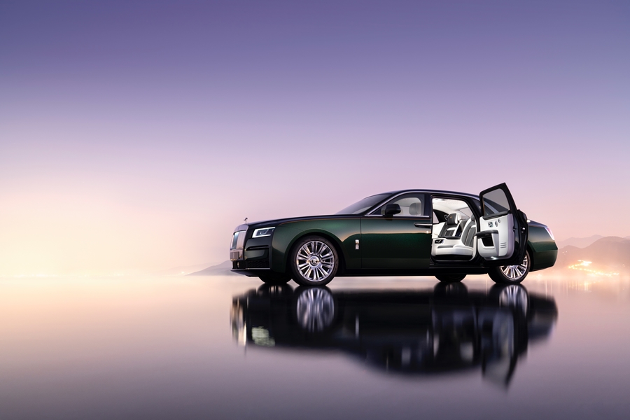 รูปภาพ โรลส์-รอยซ์ Rolls-Royce Ghost Extended Wheelbase MY2020 ปี 2020