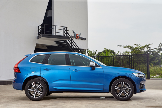 รูปภาพ วอลโว่ Volvo XC60 Recharge T8 AWD R-Design ปี 2020