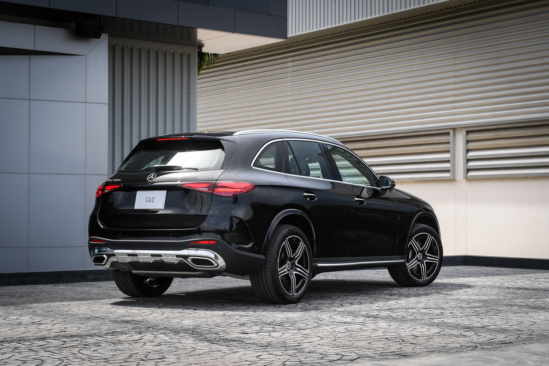 รูปภาพ เมอร์เซเดส-เบนซ์ Mercedes-benz GLC-Class GLC 350 e 4MATIC AMG Dynamic ปี 2023