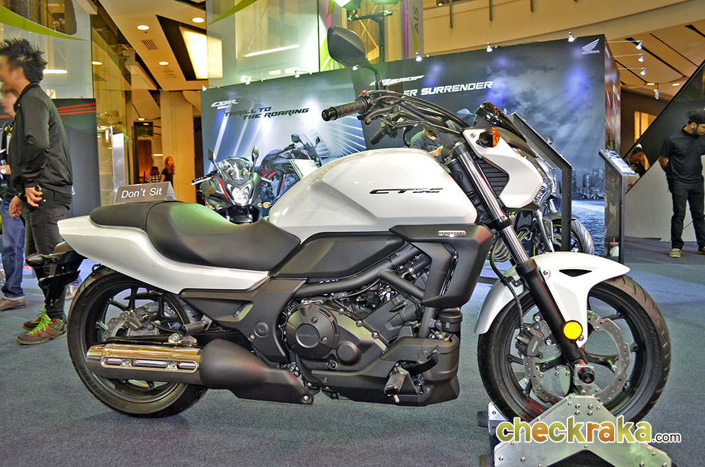 รูปภาพ ฮอนด้า Honda CTX 700DNF ปี 2015