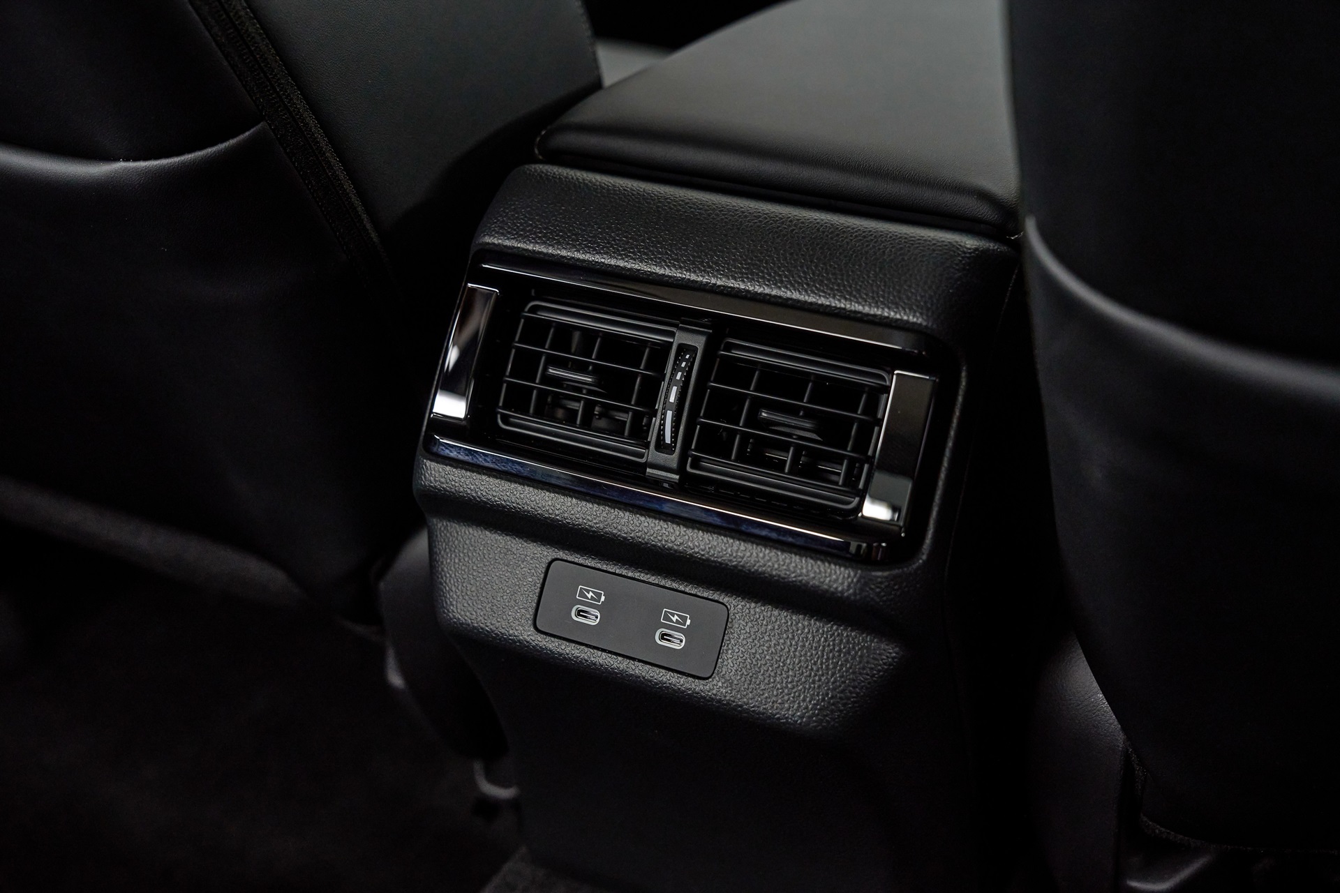 รูปภาพ ฮอนด้า Honda Accord e:HEV E ปี 2023