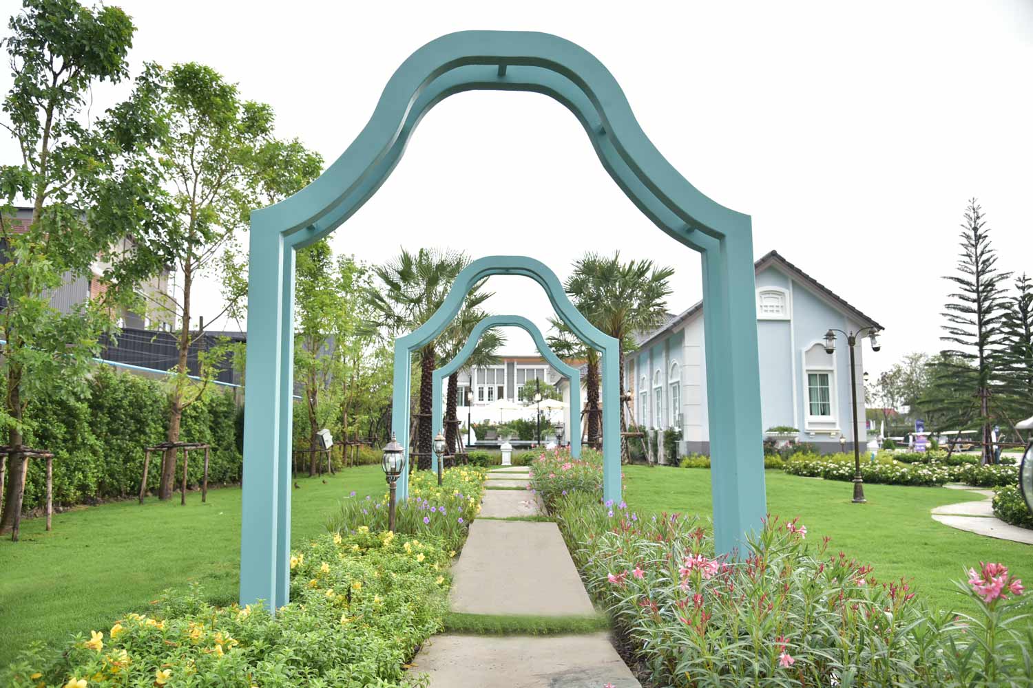 รูปภาพ โกลเด้น ทาวน์ พหลโยธิน - สะพานใหม่ (Golden Town Phahonyothin - Sapanmai)