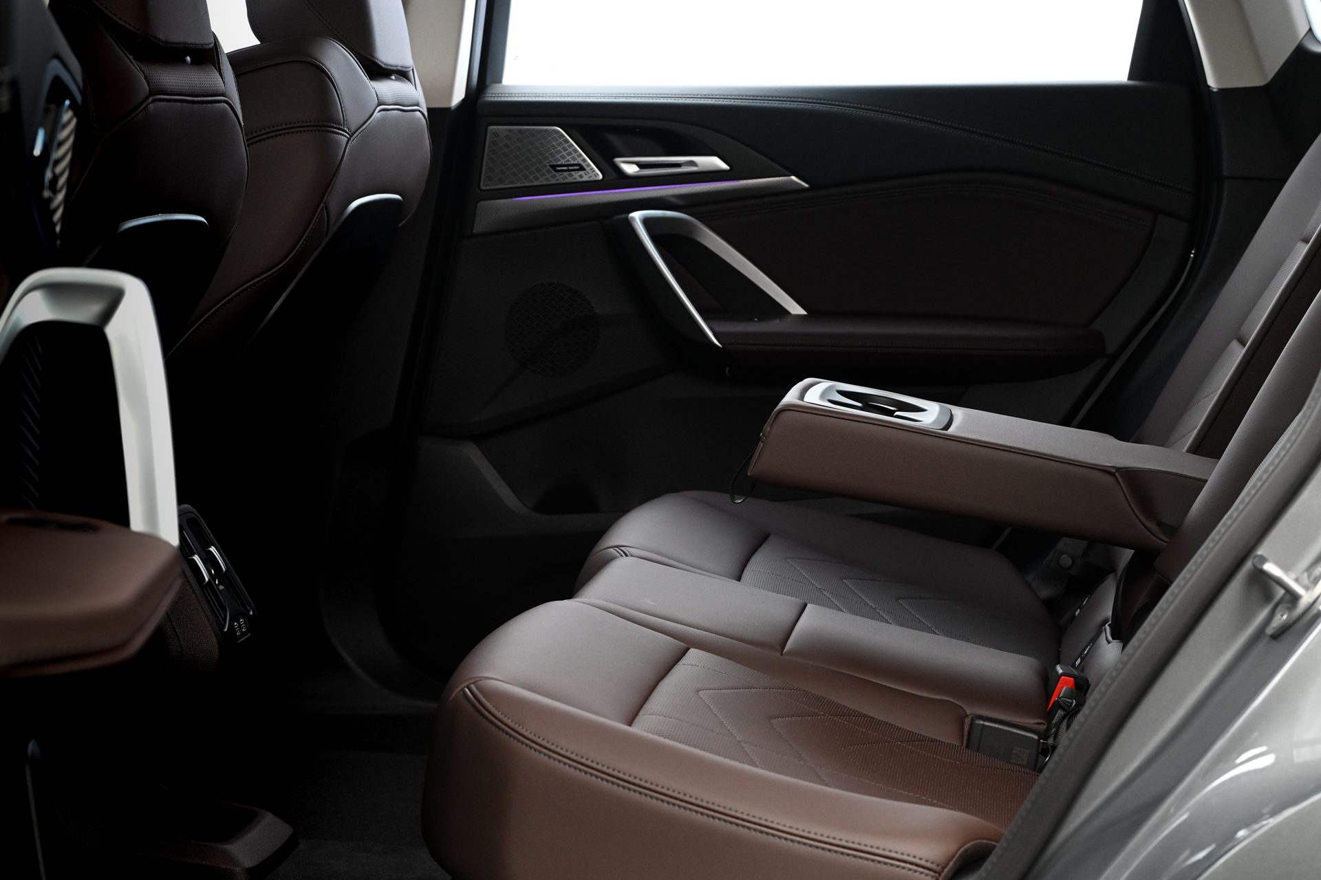 รูปภาพ บีเอ็มดับเบิลยู BMW i X1 eDrive20L M Sport ปี 2025