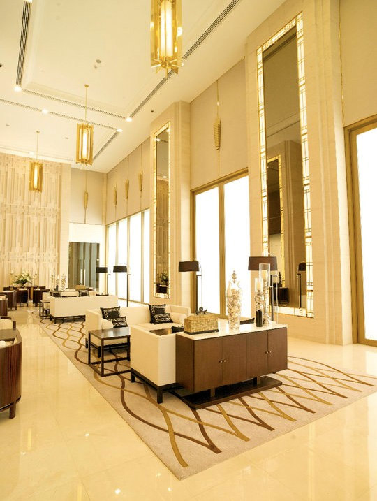 รูปภาพ คิว หลังสวน (Q Langsuan)