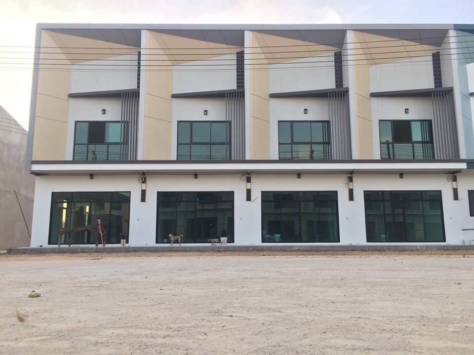 รูปภาพ เดอะ ช็อป แอด มาบตาพุด (The Shop @ Mabtaput)