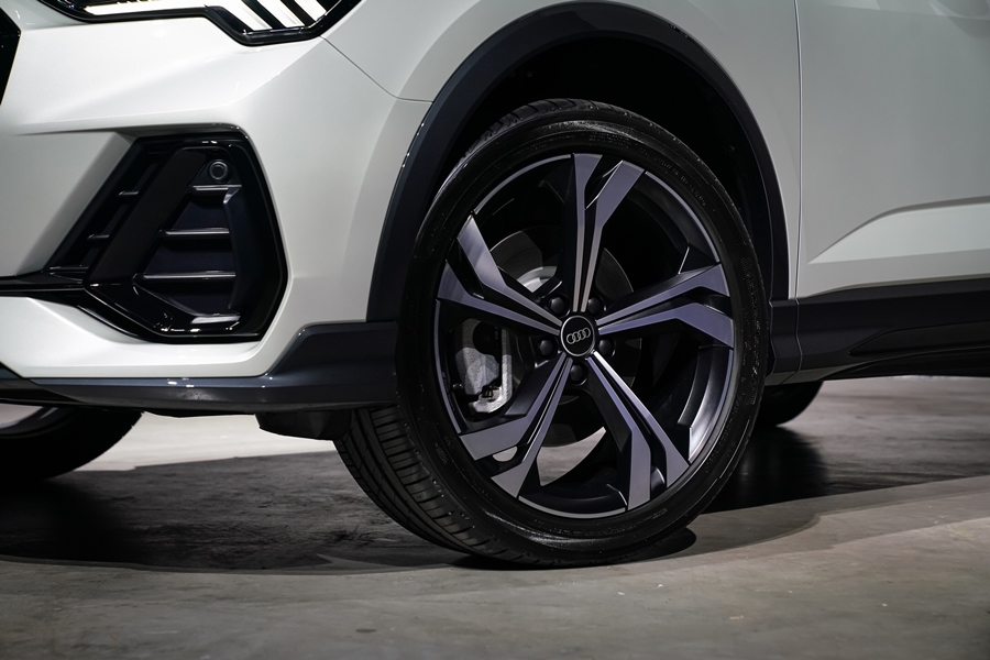 รูปภาพ อาวดี้ Audi Q3 Sportback 40 TFSI quattro S Line Black Edition ปี 2021