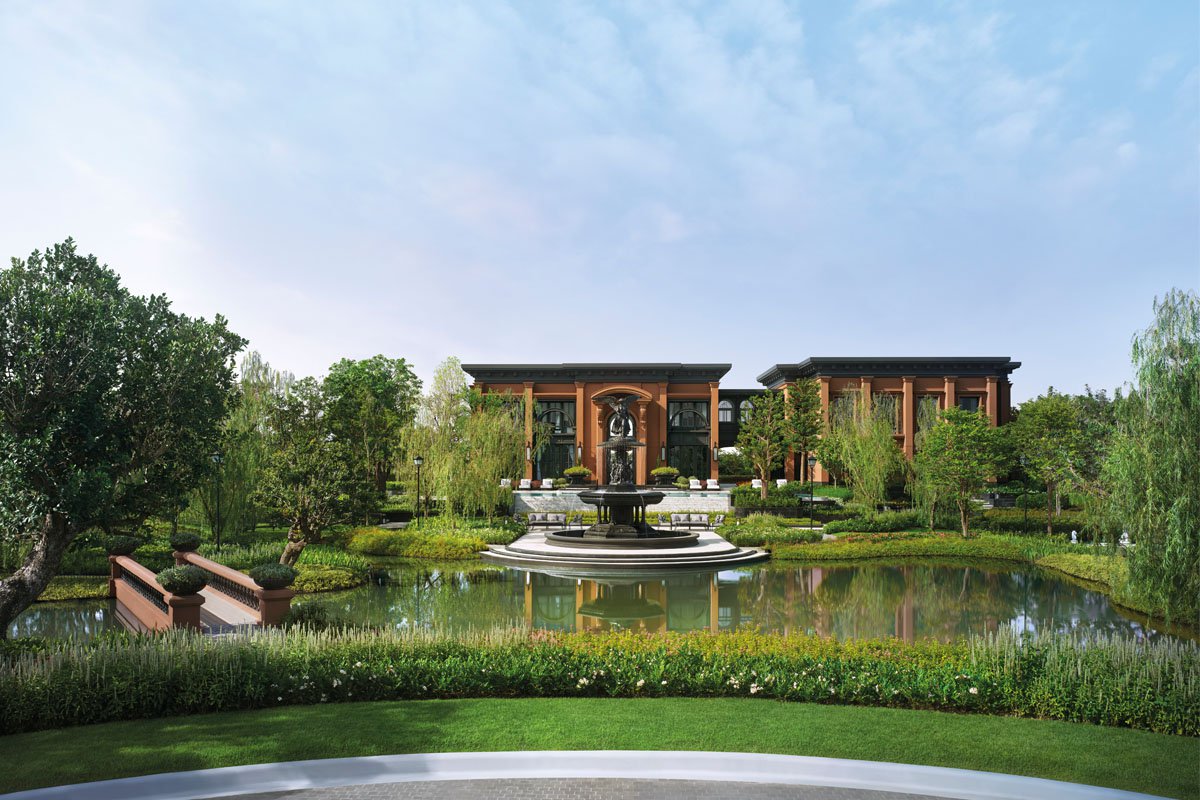 รูปภาพ นาราสิริ กรุงเทพกรีฑา (Narasiri Krungthepkreetha)