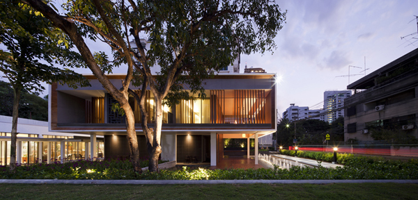 รูปภาพ ไซมิส เทอร์ตี้ ไนน์ (Siamese Thirty Nine)