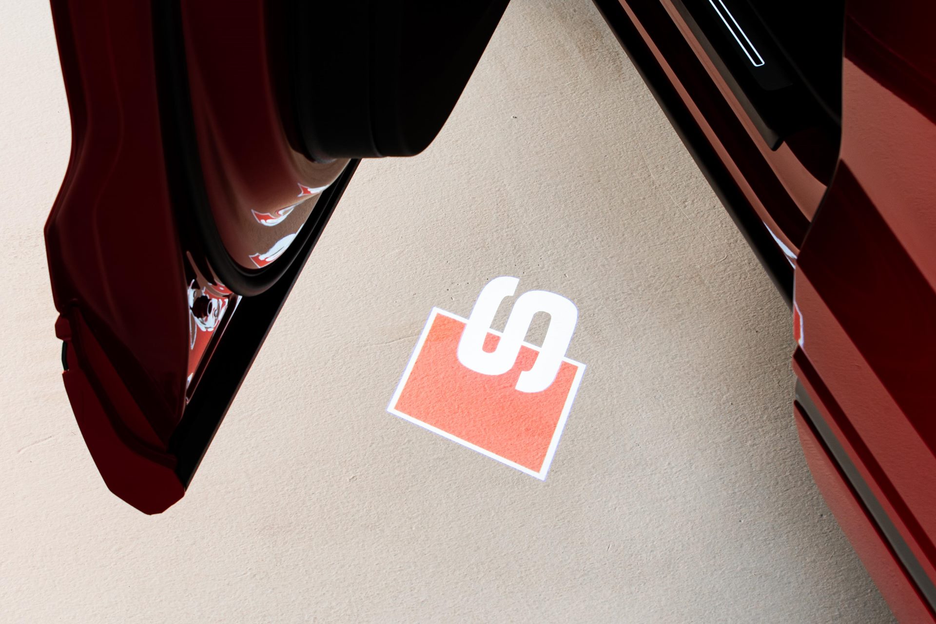 รูปภาพ อาวดี้ Audi Q8 TFSI e quattro S line edition one ปี 2024