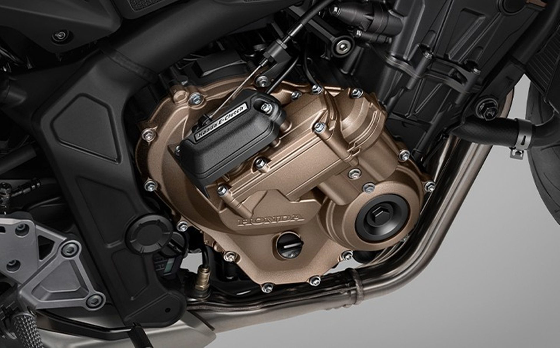 รูปภาพ ฮอนด้า Honda CB 650R E-Clutch ปี 2025