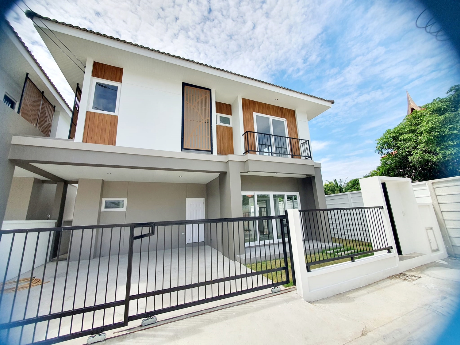 รูปภาพ นลินธารา รังสิต-บางพูน (Narinthara Rangsit-Bangpoon)