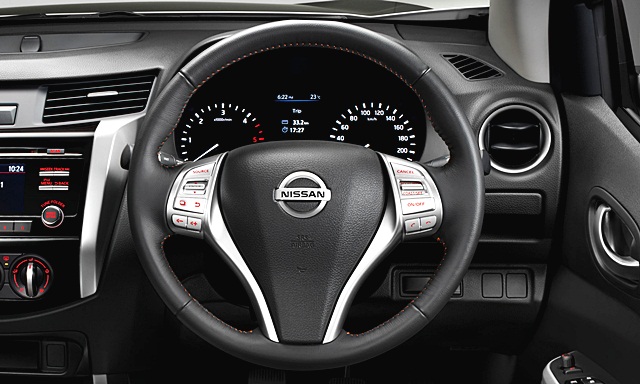 รูปภาพ นิสสัน Nissan Navara NP300 Double Cab Calibra EL 7 AT Black Edition ปี 2019