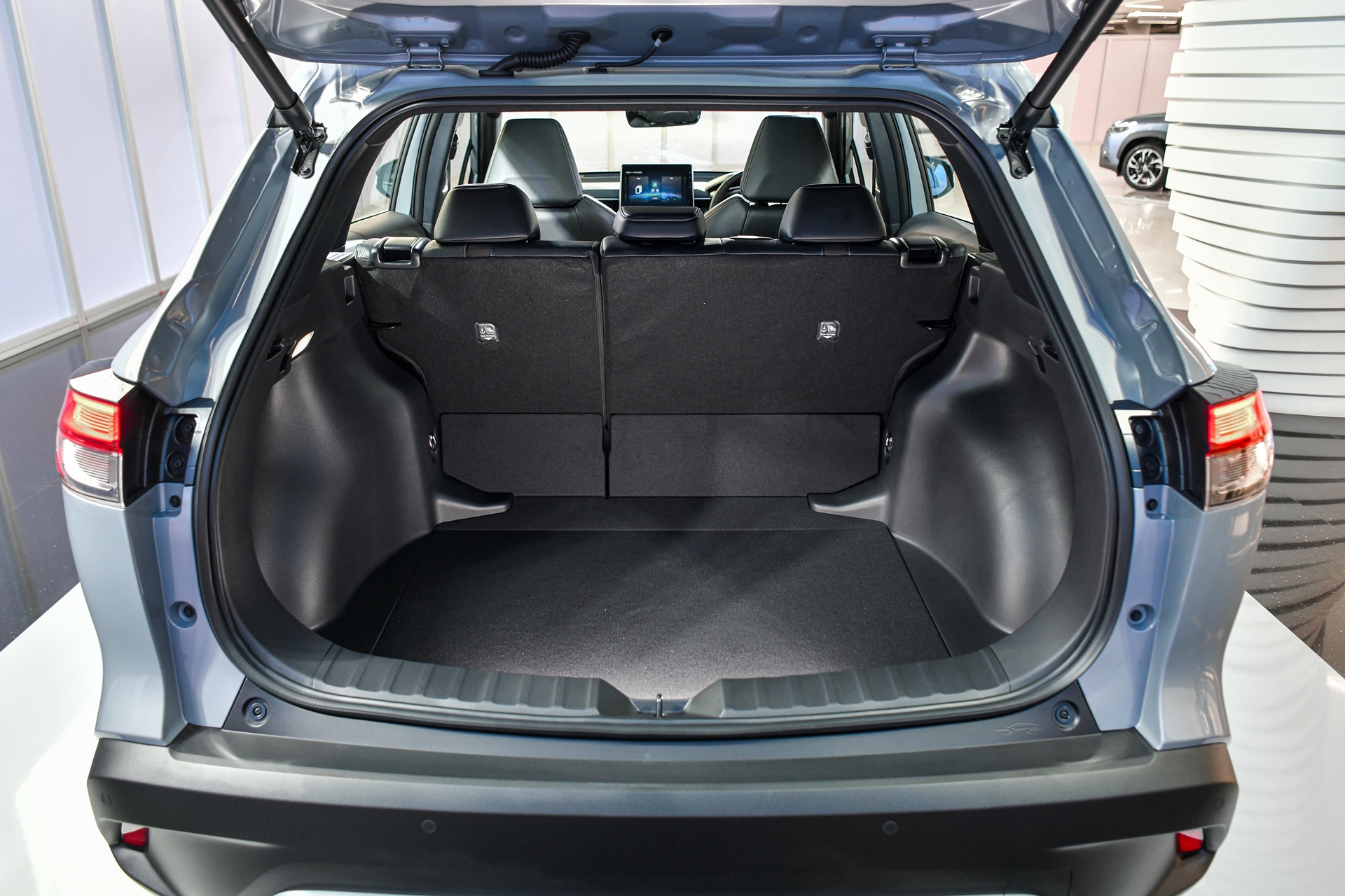 รูปภาพ โตโยต้า Toyota Corolla Cross HEV Premium Luxury ปี 2024