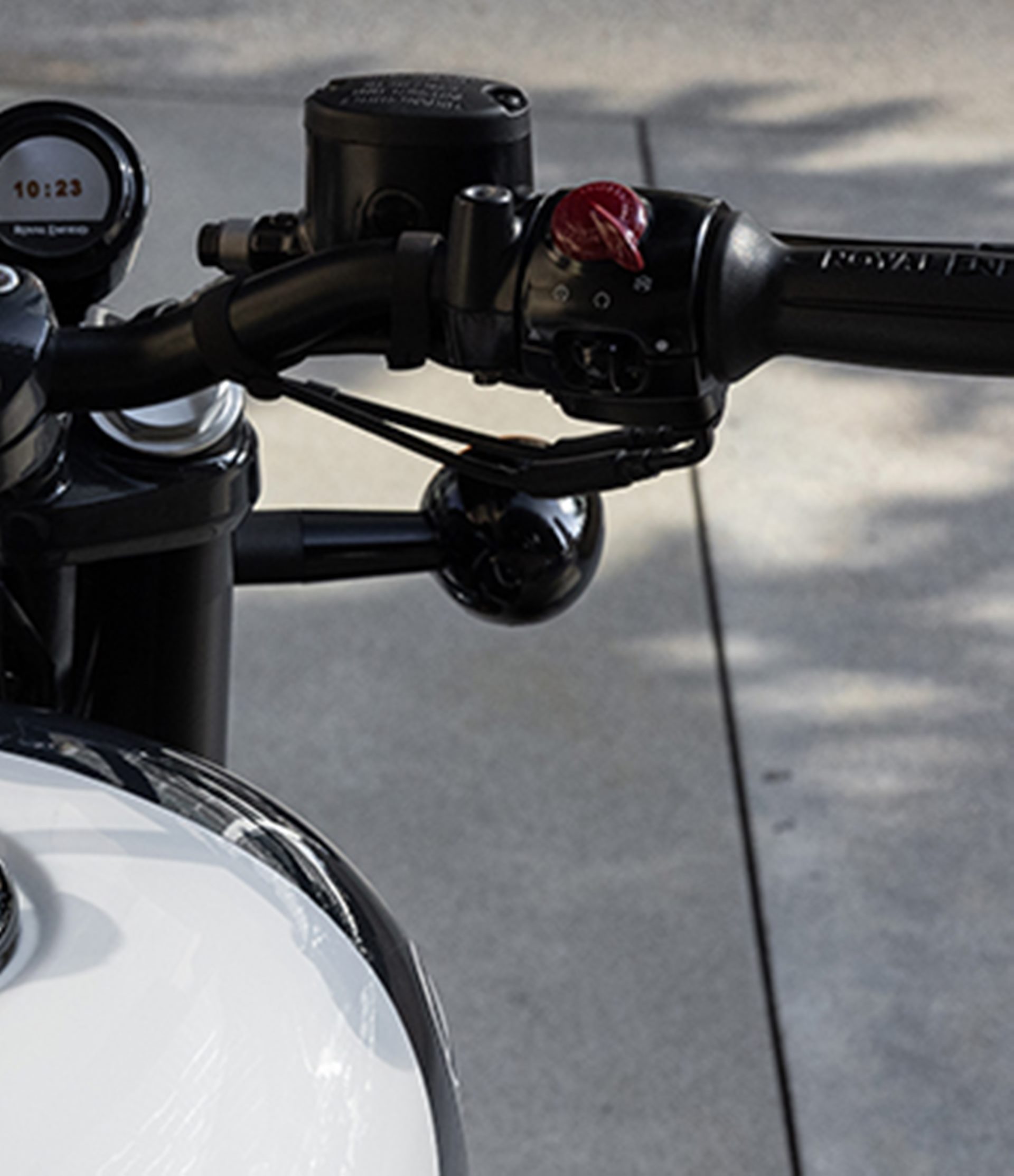 รูปภาพ โรยัล เอ็นฟีลด์ Royal Enfield Shotgun 650 Plasma Blue ปี 2024