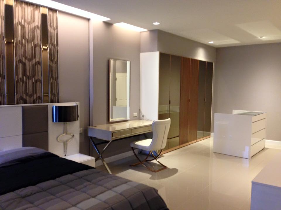 รูปภาพ เดอะ ครีเอเทียร์ (The Creatier)