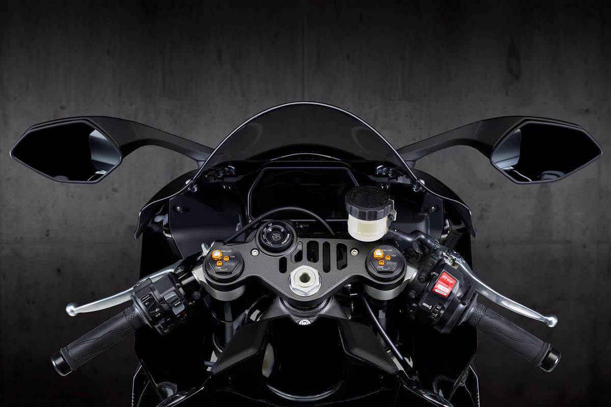 รูปภาพ ยามาฮ่า Yamaha YZF R1 ปี 2022