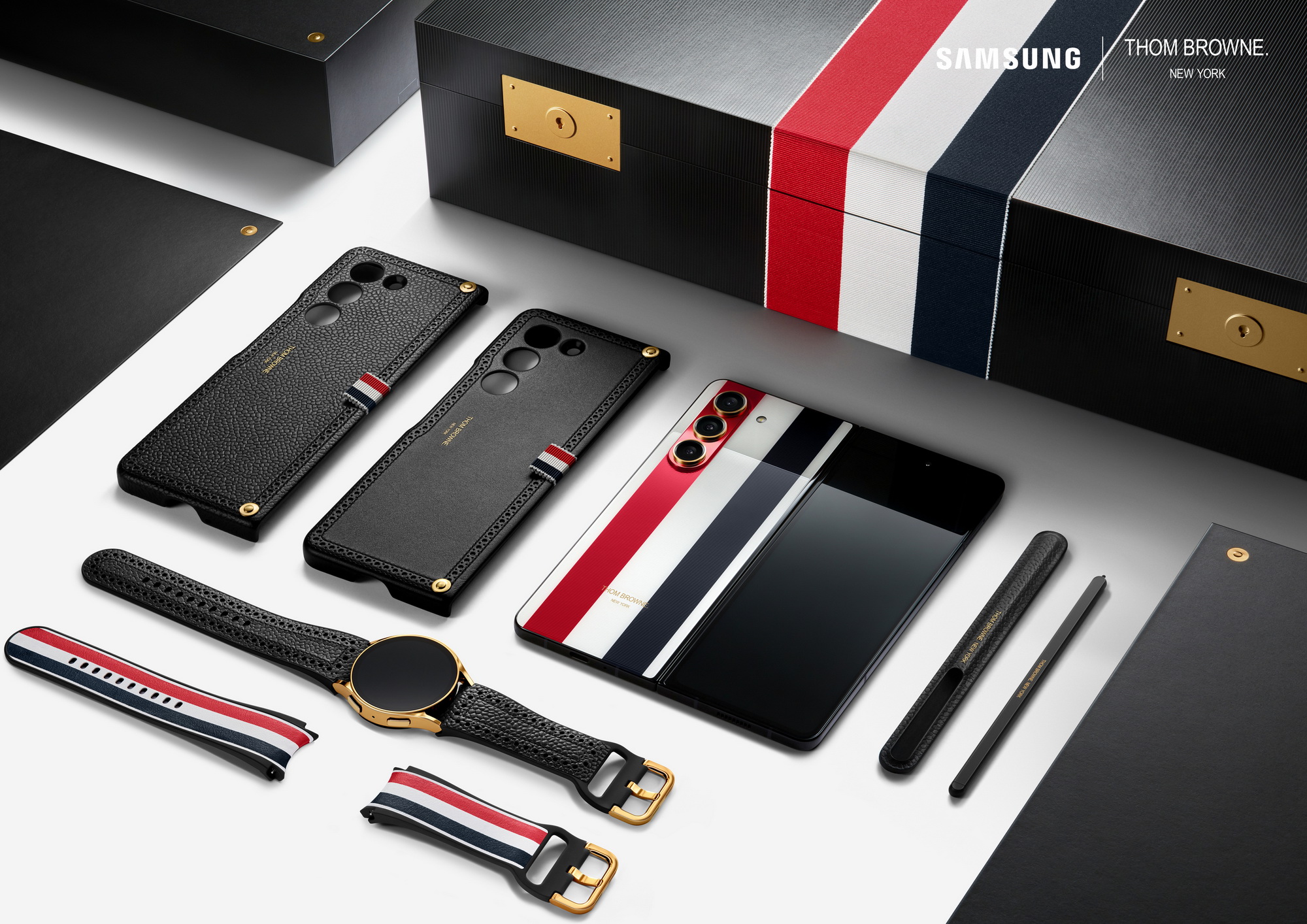 รูปภาพ ซัมซุง SAMSUNG Galaxy ZFold5 Thom Browne Edition
