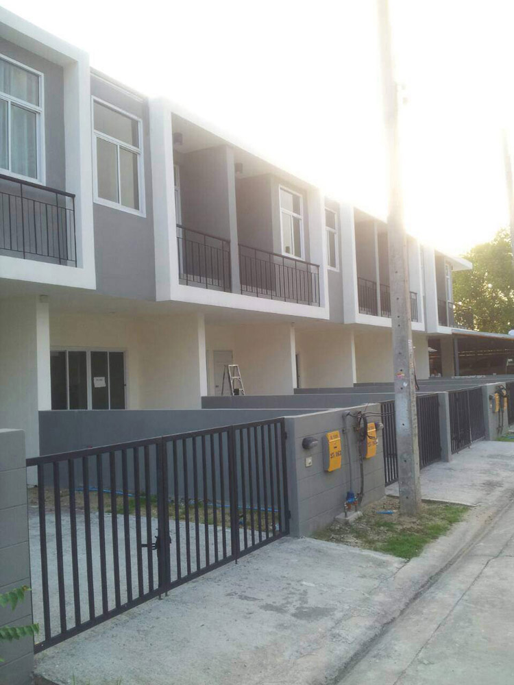 รูปภาพ ณ ราธร สุวินทวงศ์ (Na Rathon Suwinthawongse)