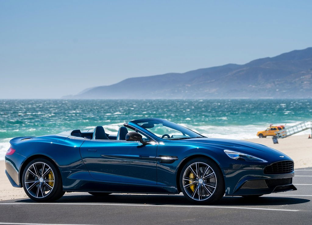 รูปภาพ แอสตัน มาร์ติน Aston Martin Vanquish Volante ปี 2013