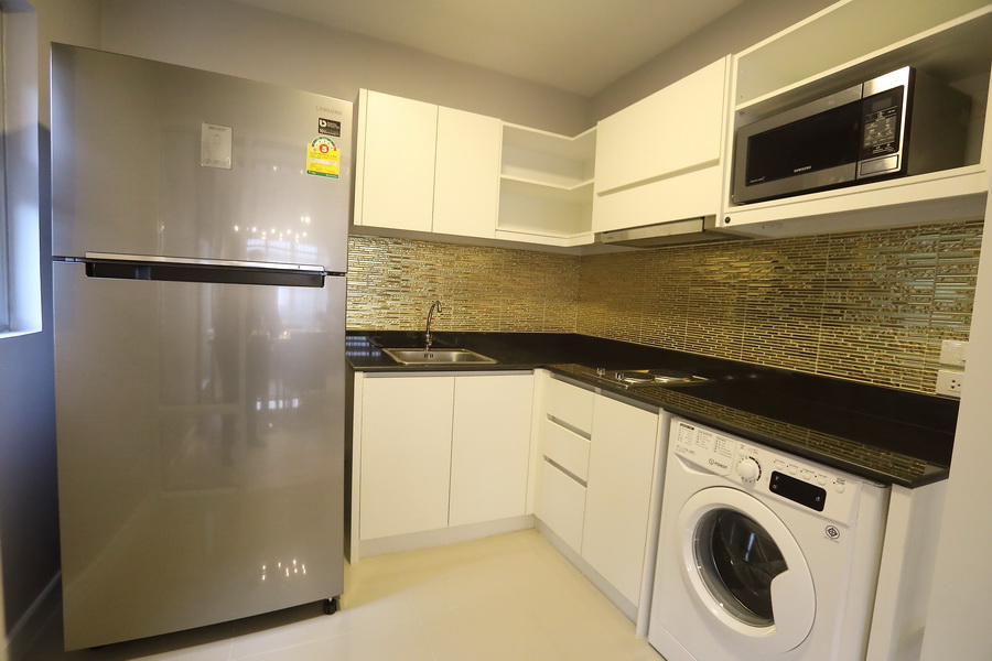 รูปภาพ สุพีเรียร์ คอนโดมิเนียม (Superior Condominium)