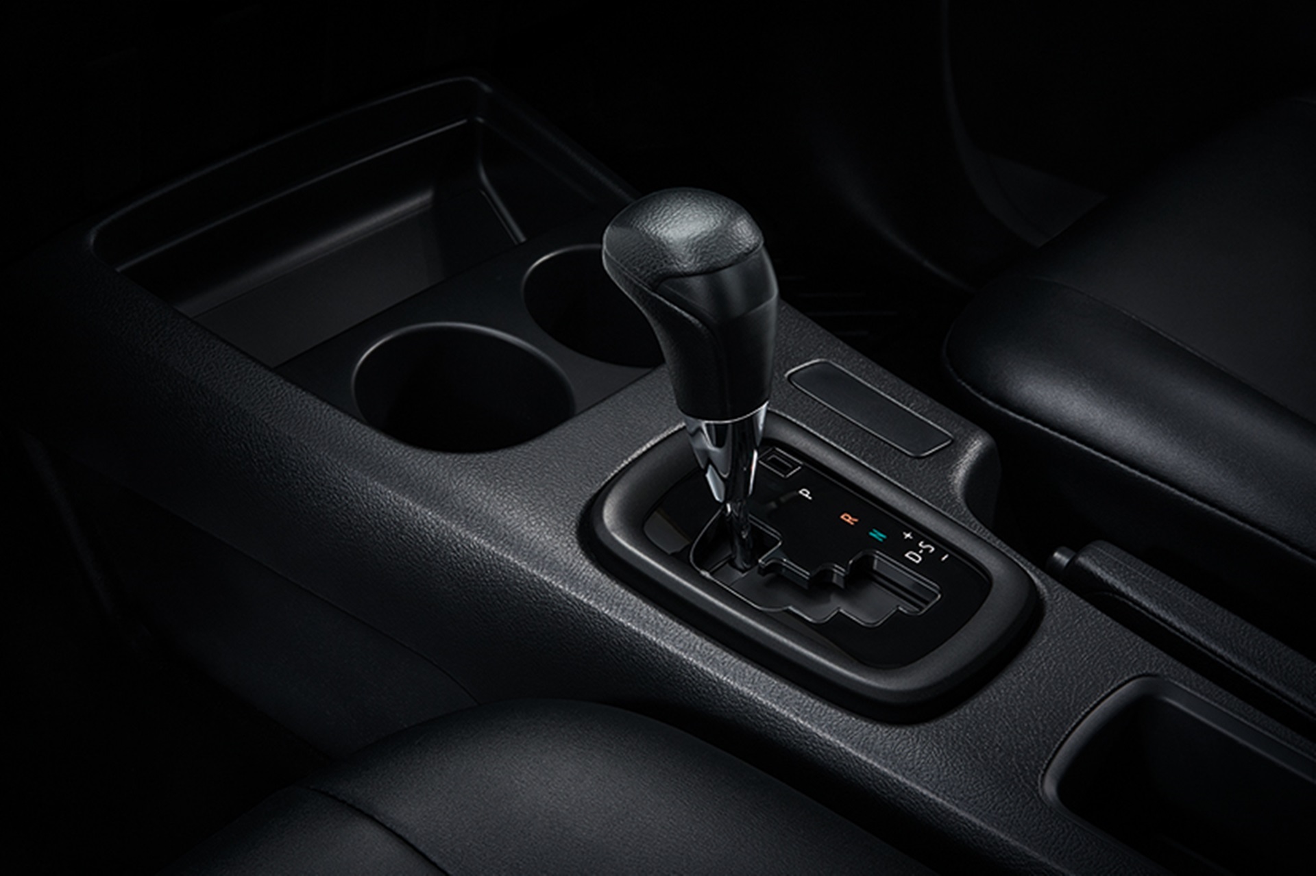 รูปภาพ โตโยต้า Toyota Hiliux Champ 2.4 Diesel AT Super SWB Attractive Package ปี 2025