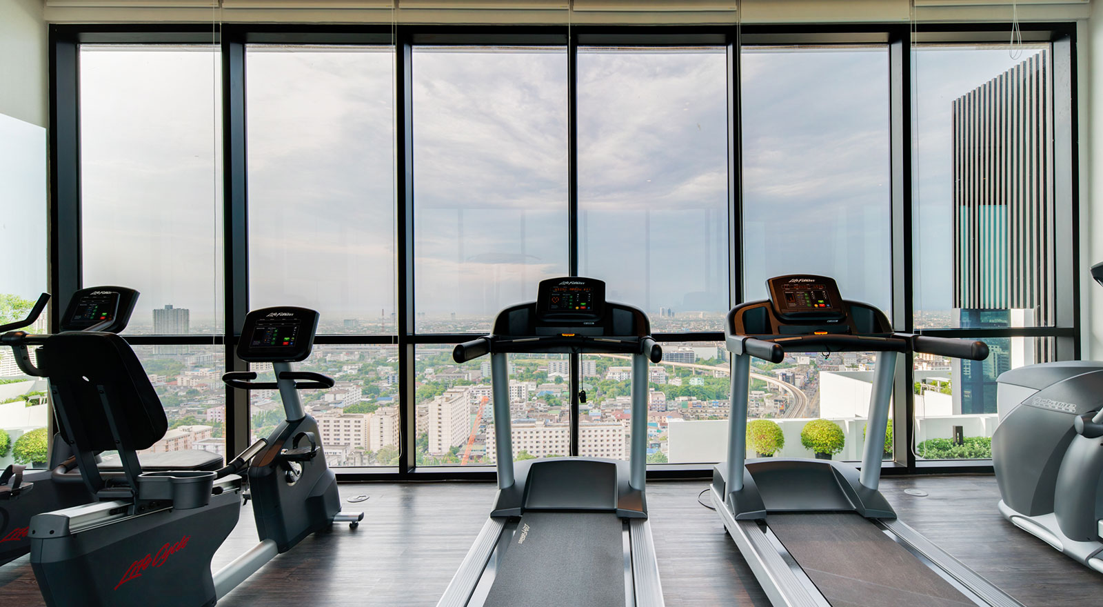 รูปภาพ ไนท์บริดจ์ ติวานนท์ (Knightsbridge Tiwanon)