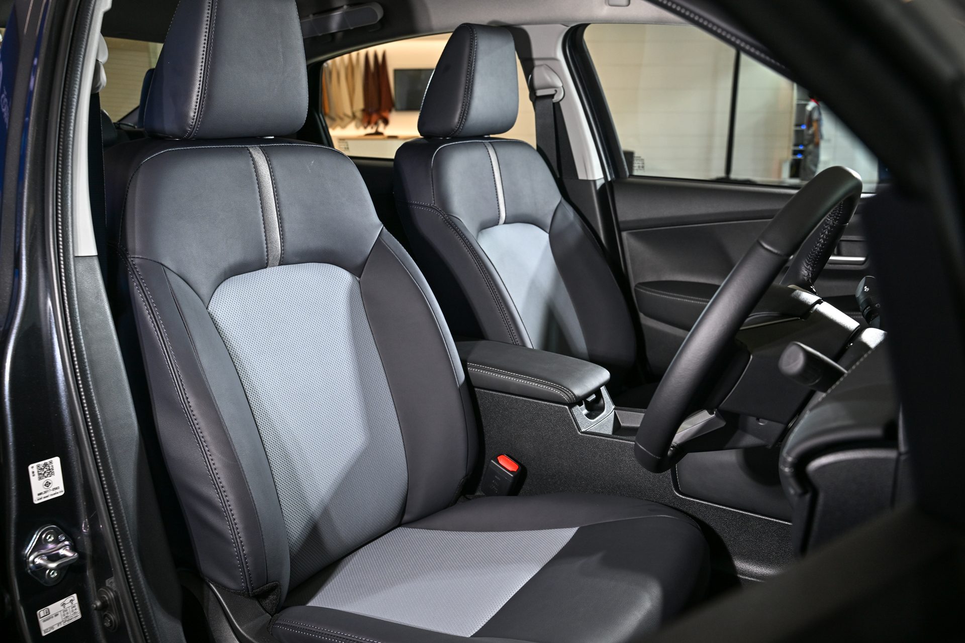 รูปภาพ โตโยต้า Toyota Yaris ATIV HEV Premium ปี 2025