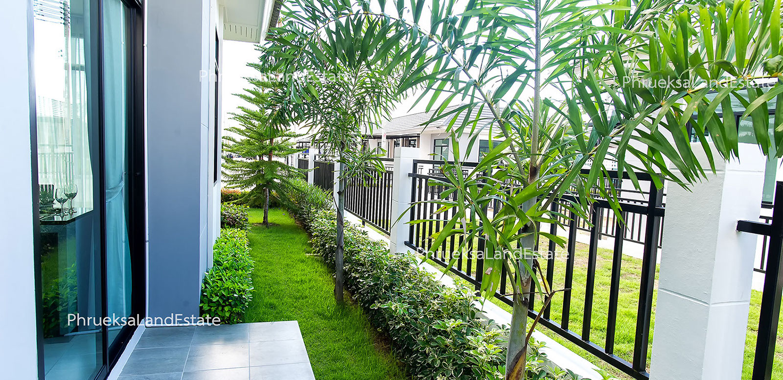 รูปภาพ เดอะ เซ็นทรัล ทาวน์  บึง - ศรีราชา (The Central Town Bueng - Sriracha)