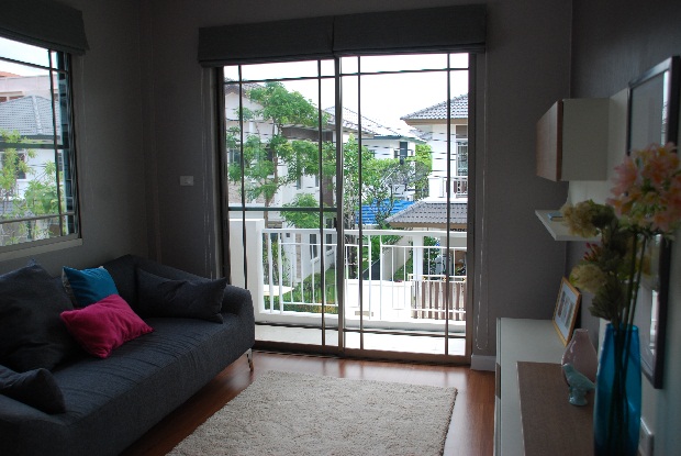 รูปภาพ มัณฑนา บางใหญ่ (Manthana Bangyai)