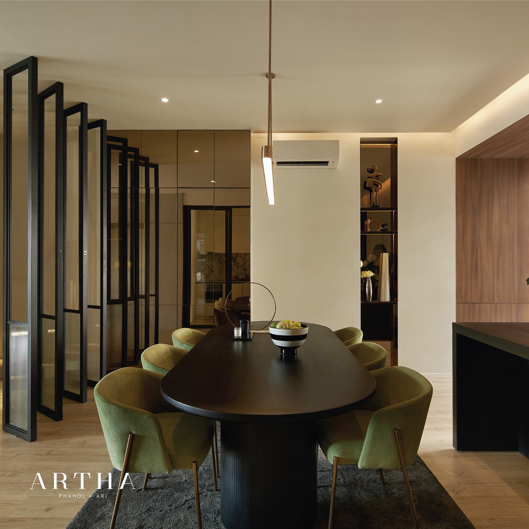 รูปภาพ อาธาร์ พหลฯ - อารีย์ (ARTHA Phahol - Ari)