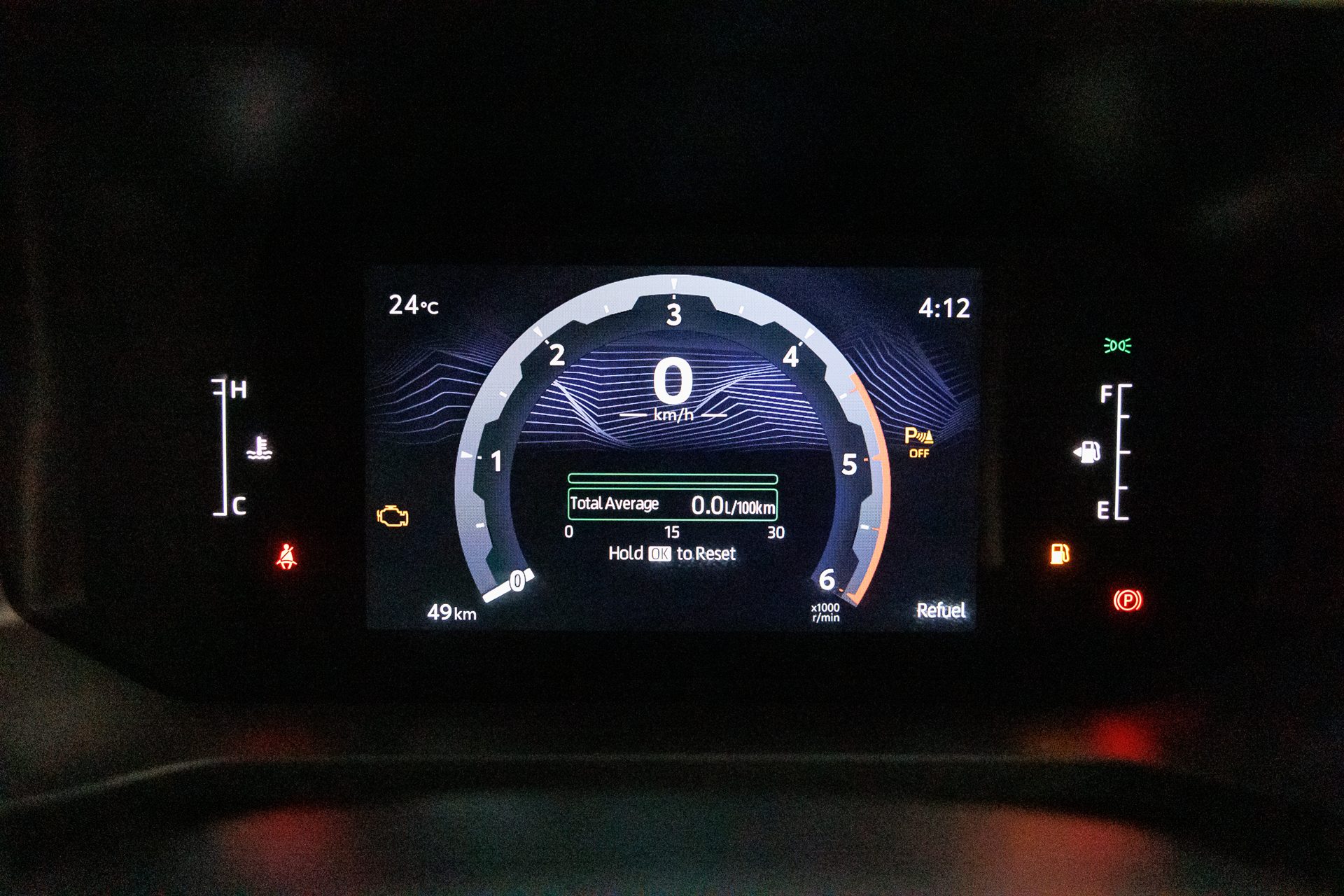 รูปภาพ โตโยต้า Toyota Hilux Travo Standard Cab 4TREX 2.8 AT ปี 2025