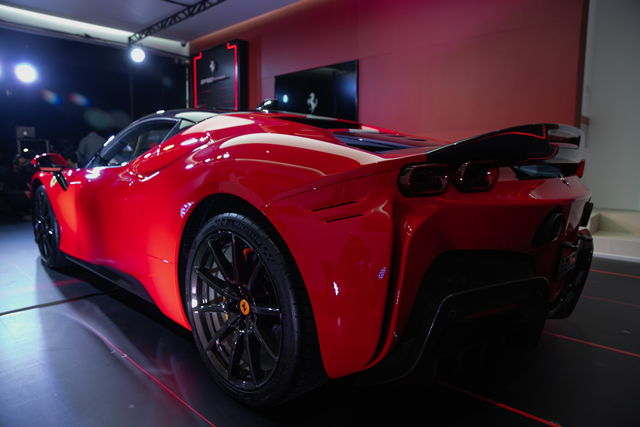 รูปภาพ เฟอร์รารี่ Ferrari SF90 Stradale V8 ปี 2020
