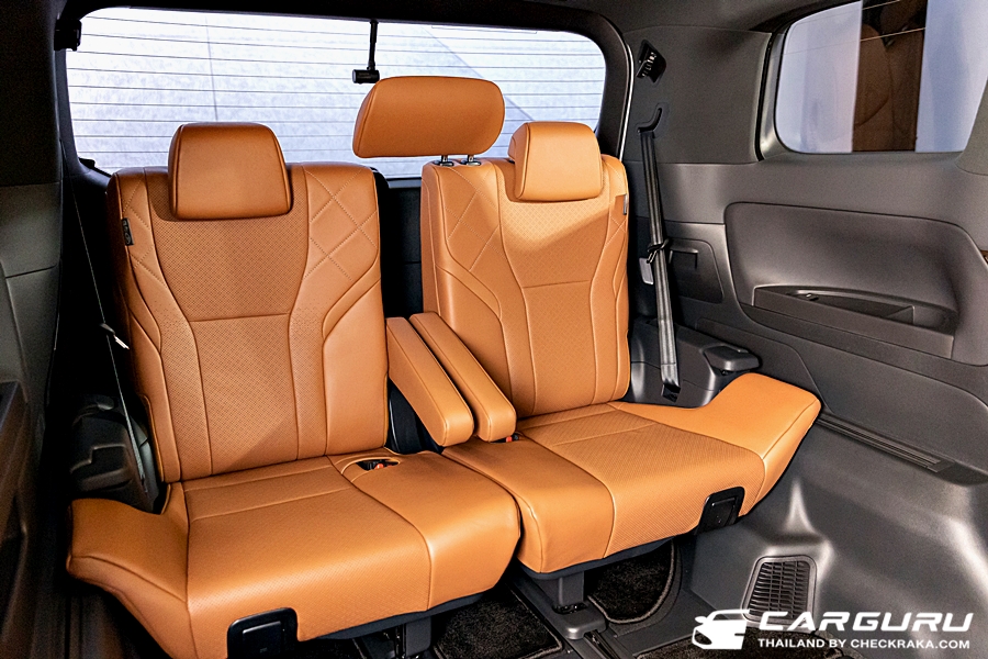 รูปภาพ โตโยต้า Toyota Alphard 2.5 HEV LUXURY ปี 2023